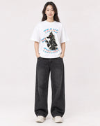 Mockup Boxy Heavyweight Tee White female full-body 03