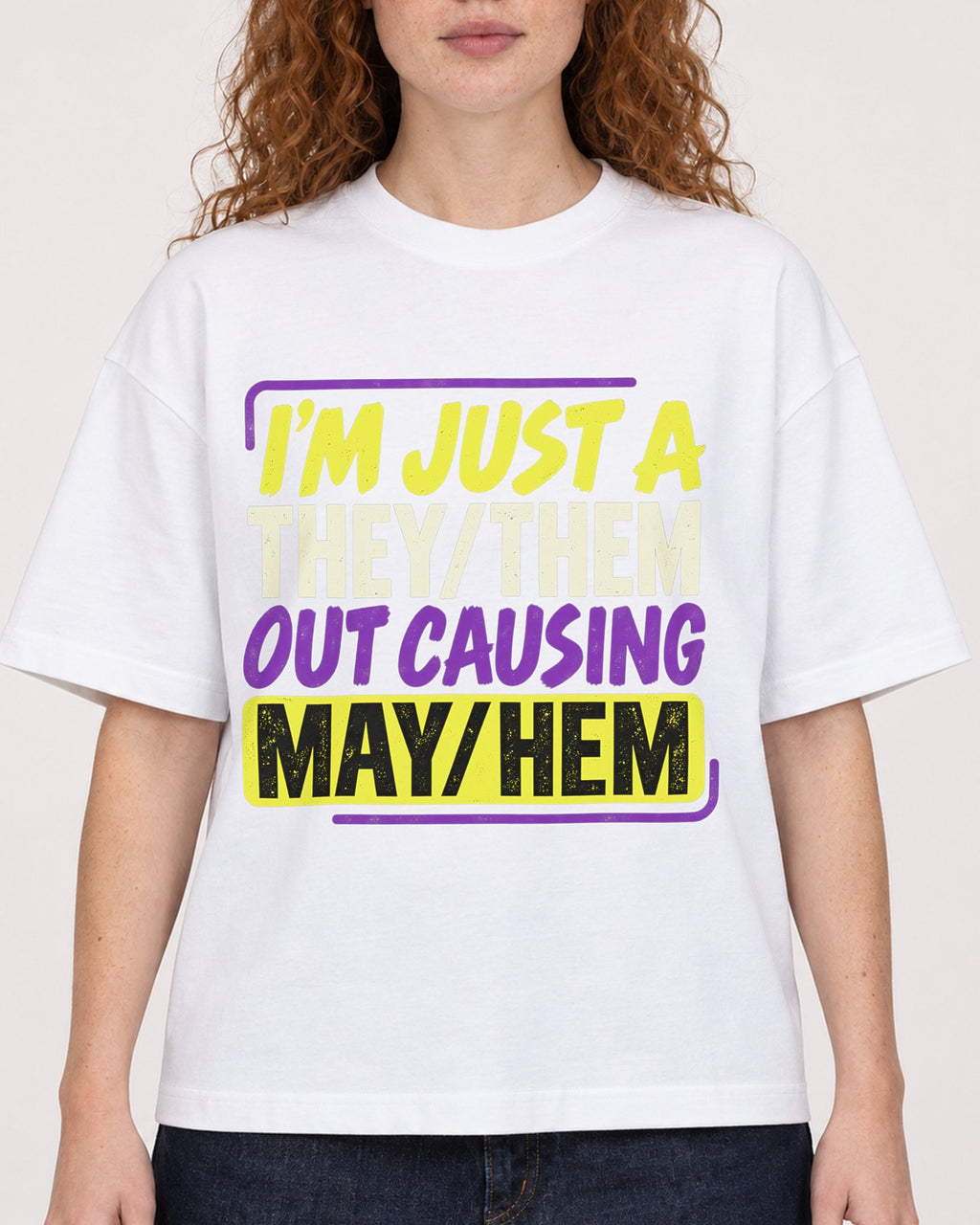 Mockup Boxy Heavyweight Tee White female close-up 09