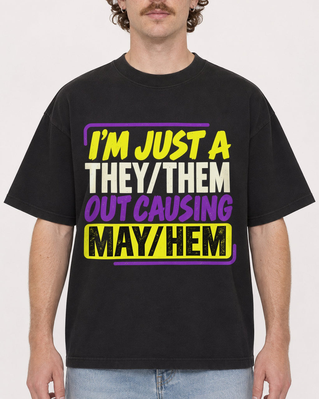Mockup Boxy Heavyweight Tee Black male close-up 09