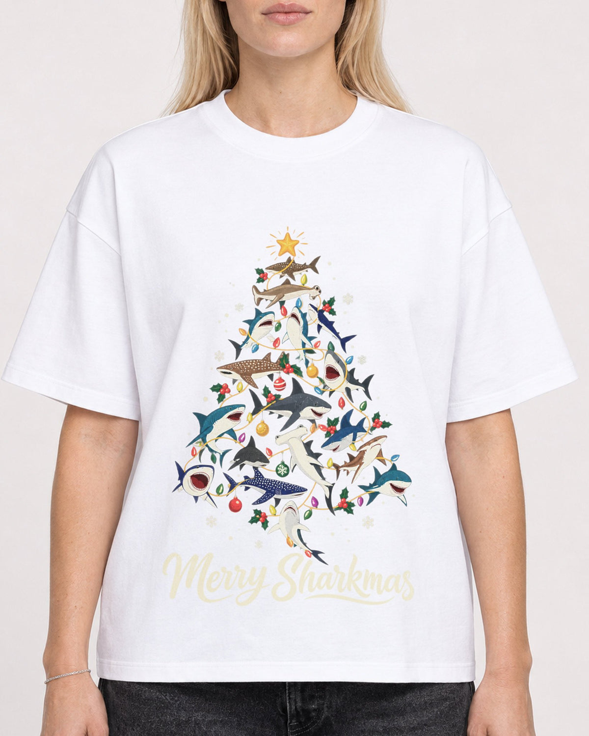 Mockup Boxy Heavyweight Tee White female close-up 08