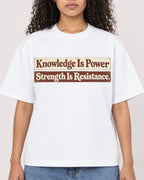 Mockup Boxy Heavyweight Tee White female close-up 10
