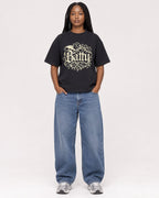 Mockup Boxy Heavyweight Tee Black female full-body 04