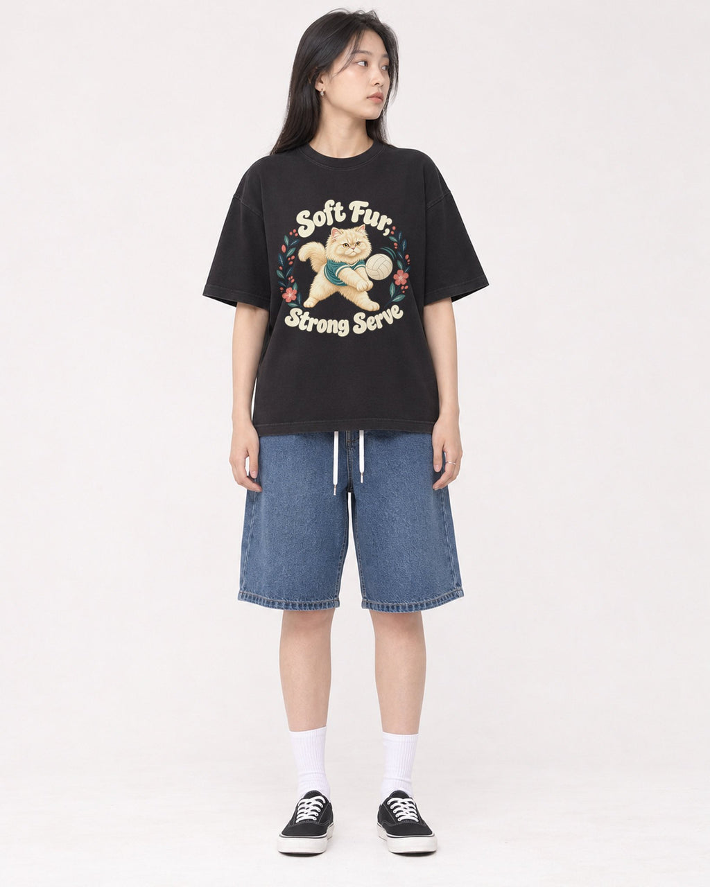 Mockup Boxy Heavyweight Tee Black female full-body 01