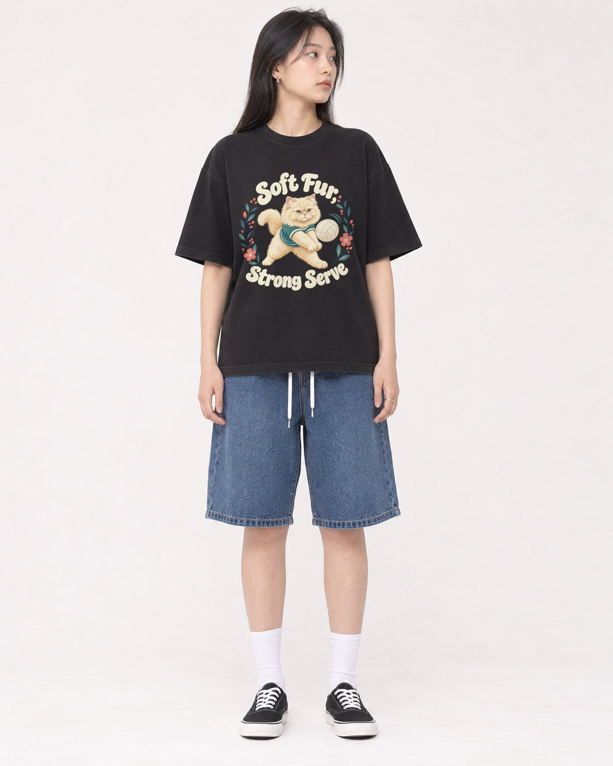 Mockup Boxy Heavyweight Tee Black female full-body 01
