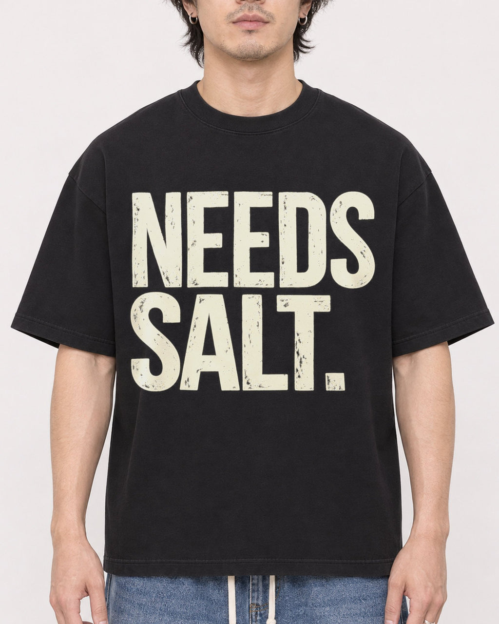 Mockup Boxy Heavyweight Tee Black male close-up 03