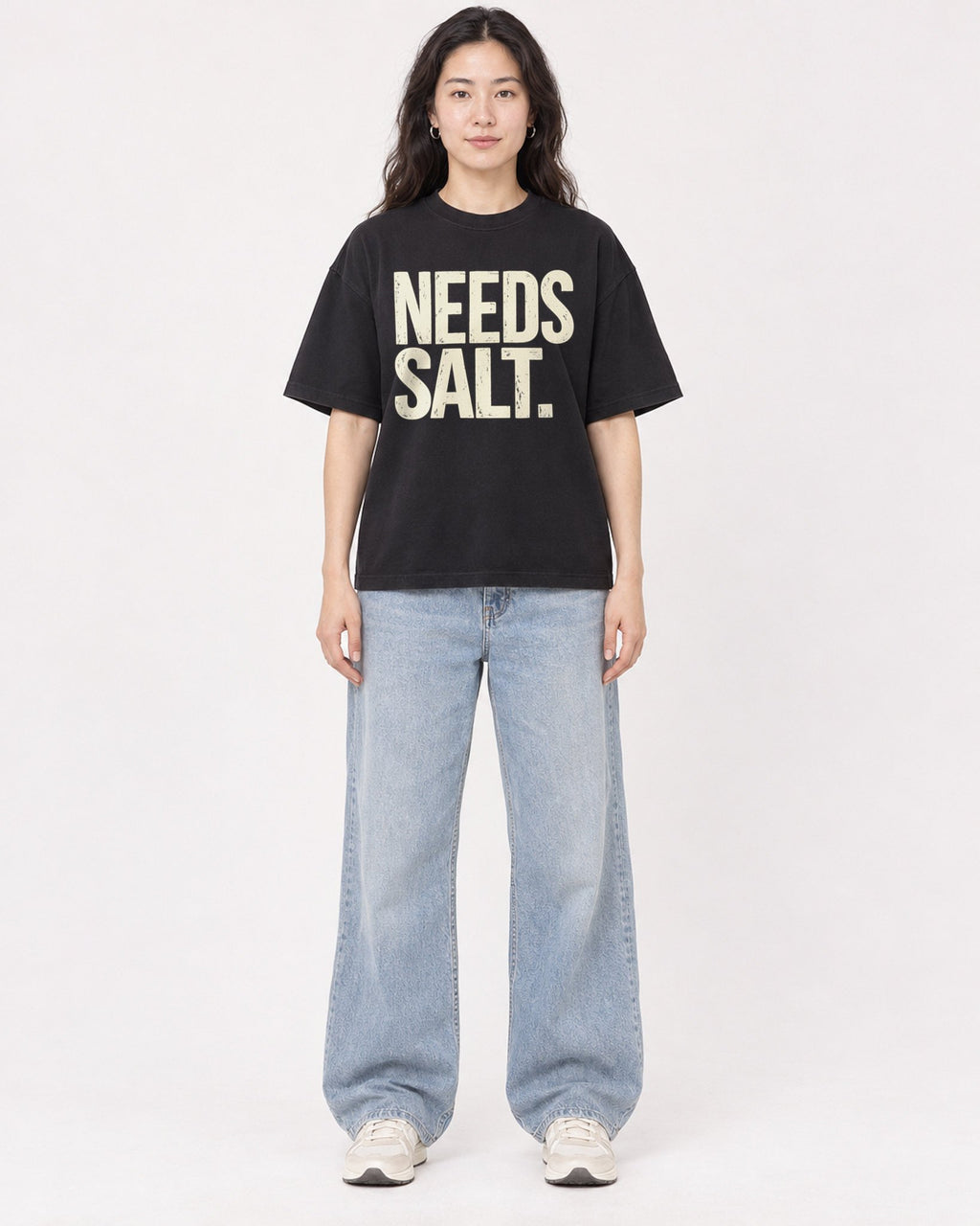 Mockup Boxy Heavyweight Tee Black female full-body 03