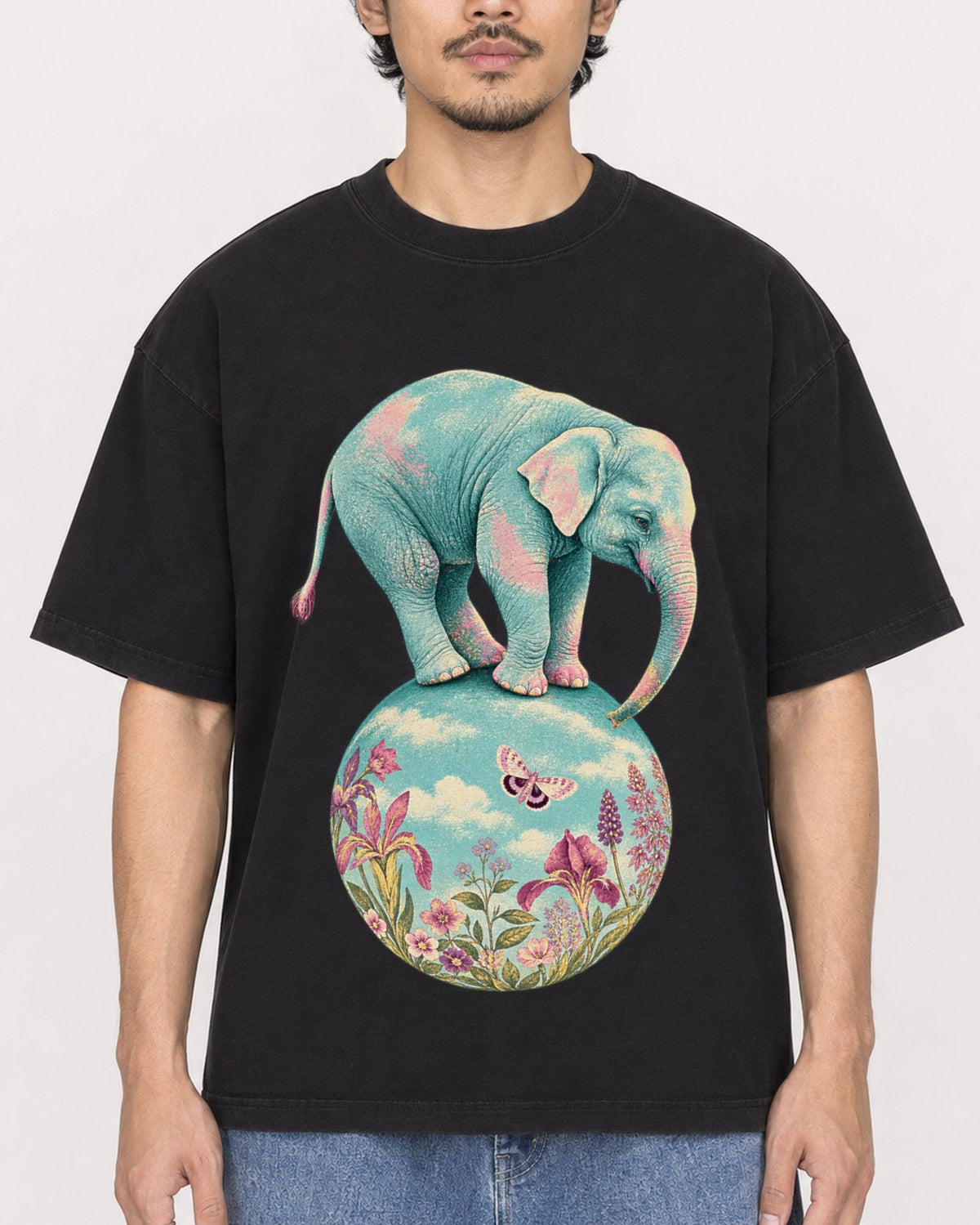 Mockup Boxy Heavyweight Tee Black male close-up 02