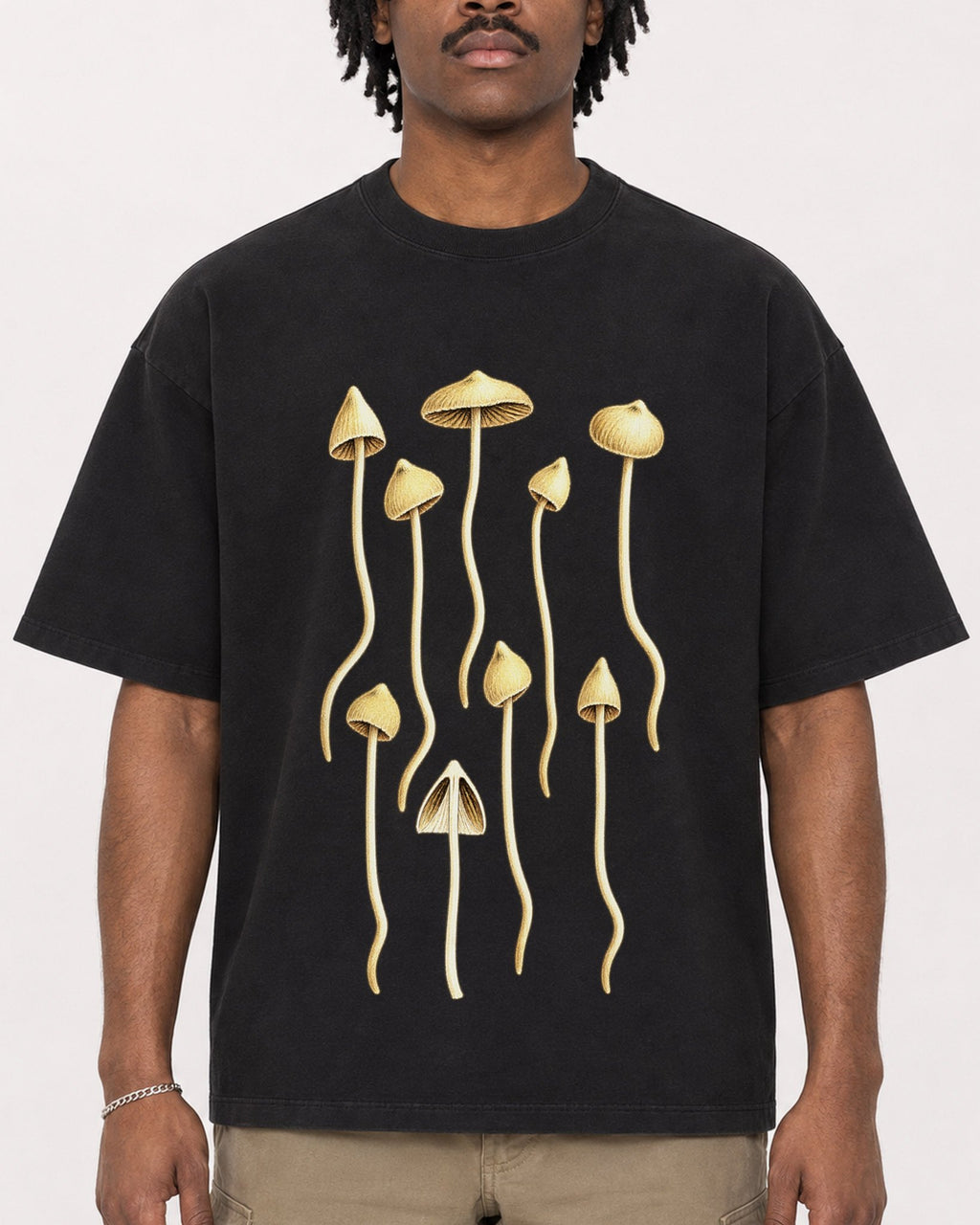 Mockup Boxy Heavyweight Tee Black male close-up 04