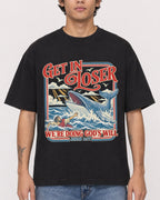 Mockup Boxy Heavyweight Tee Black male close-up 06