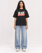 Mockup Boxy Heavyweight Tee Black female full-body 07
