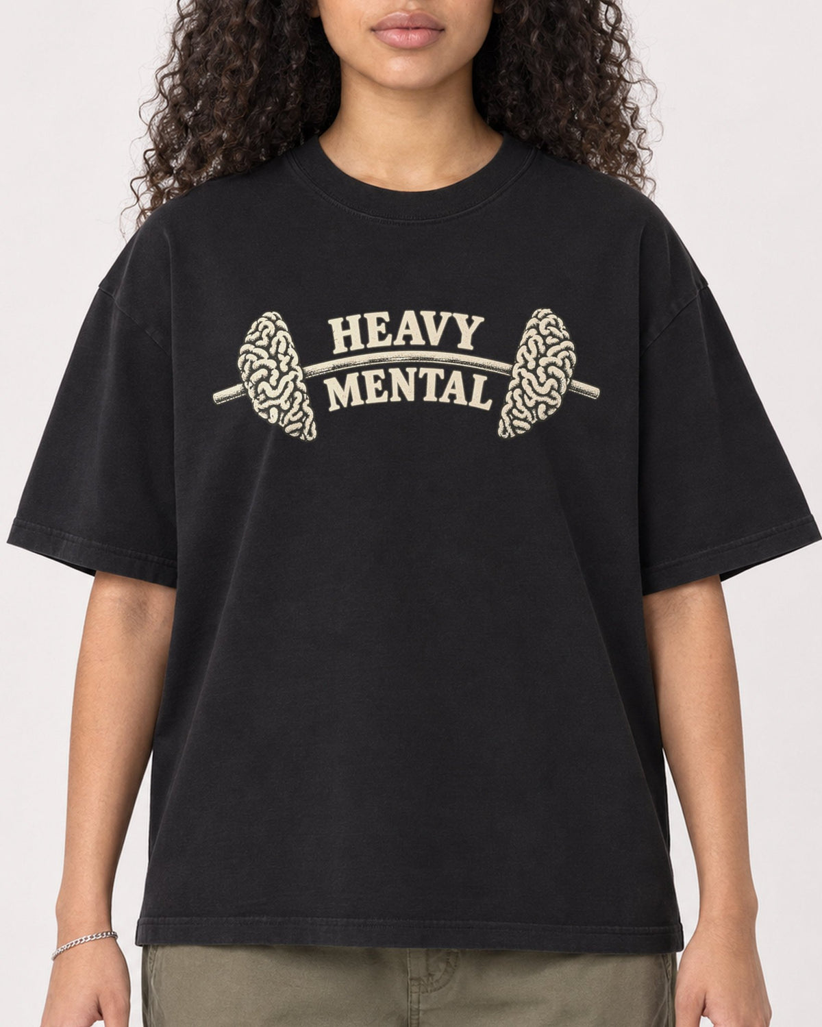 Mockup Boxy Heavyweight Tee Black female close-up 10
