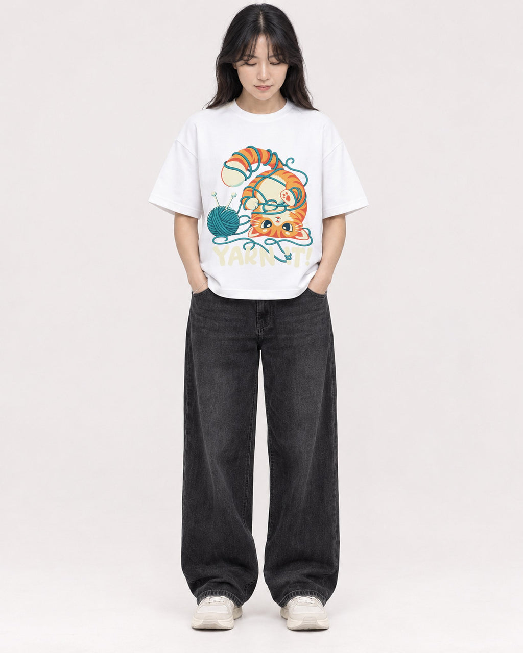 Mockup Boxy Heavyweight Tee White female full-body 13