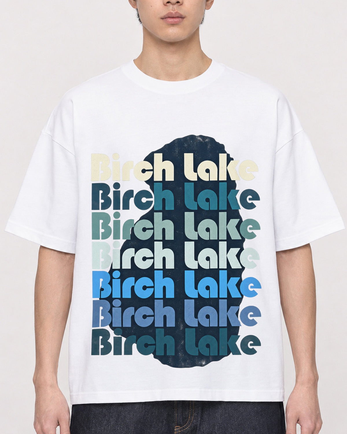 Mockup Boxy Heavyweight Tee White male close-up 01