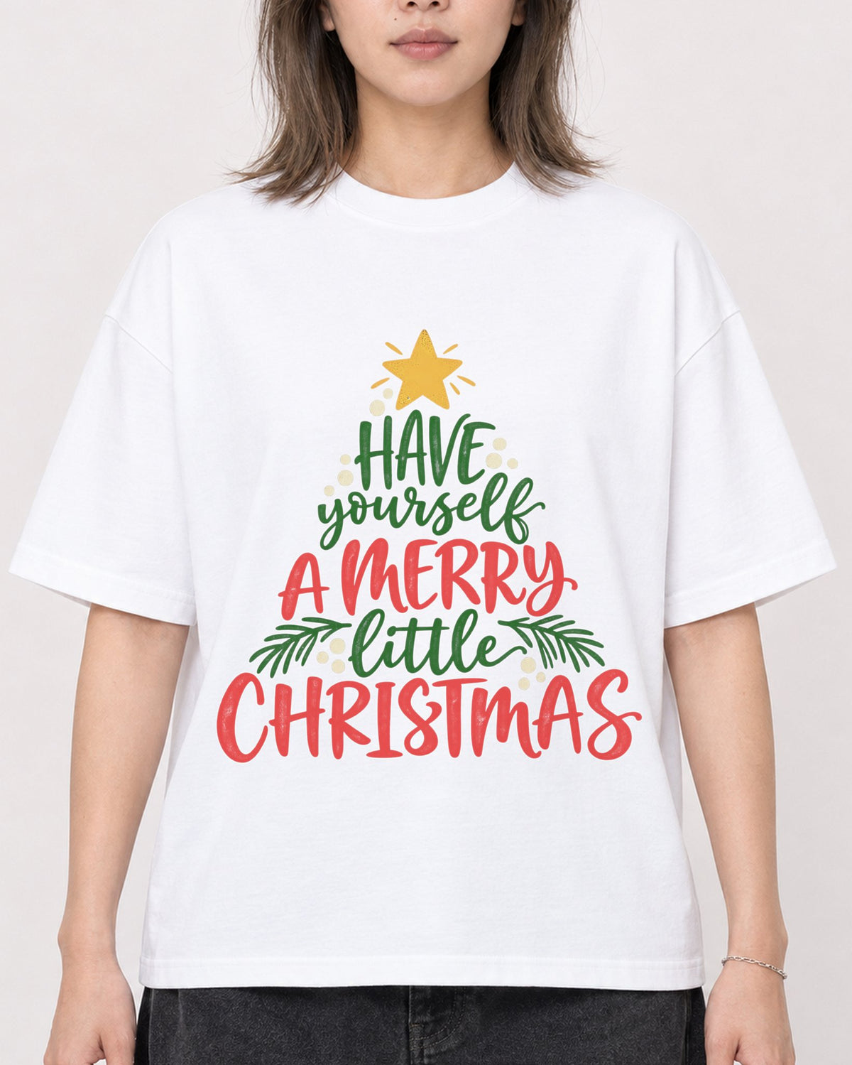 Mockup Boxy Heavyweight Tee White female close-up 33
