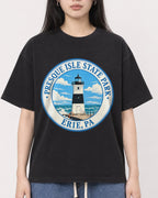 Mockup Boxy Heavyweight Tee Black female close-up 01