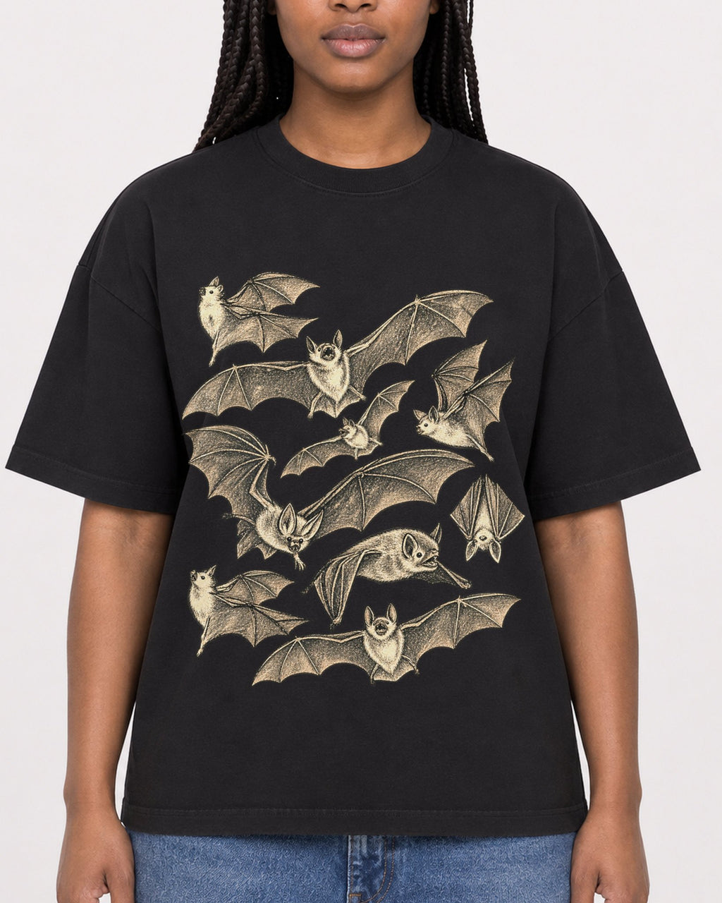 Mockup Boxy Heavyweight Tee Black female close-up 04