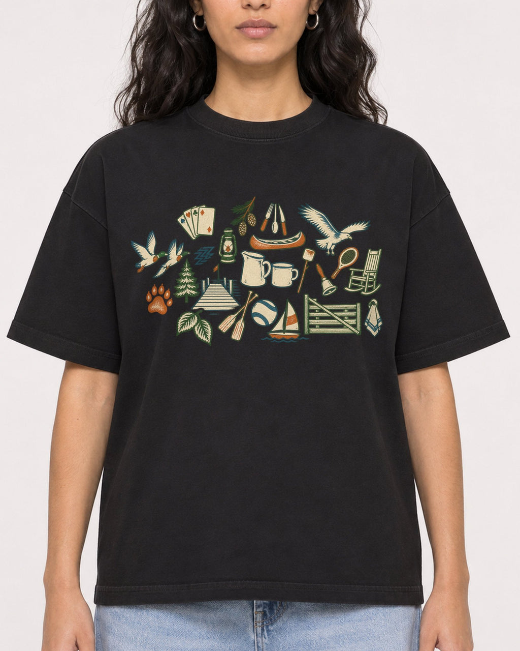 Mockup Boxy Heavyweight Tee Black female close-up 07