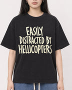 Mockup Boxy Heavyweight Tee Black female close-up 01