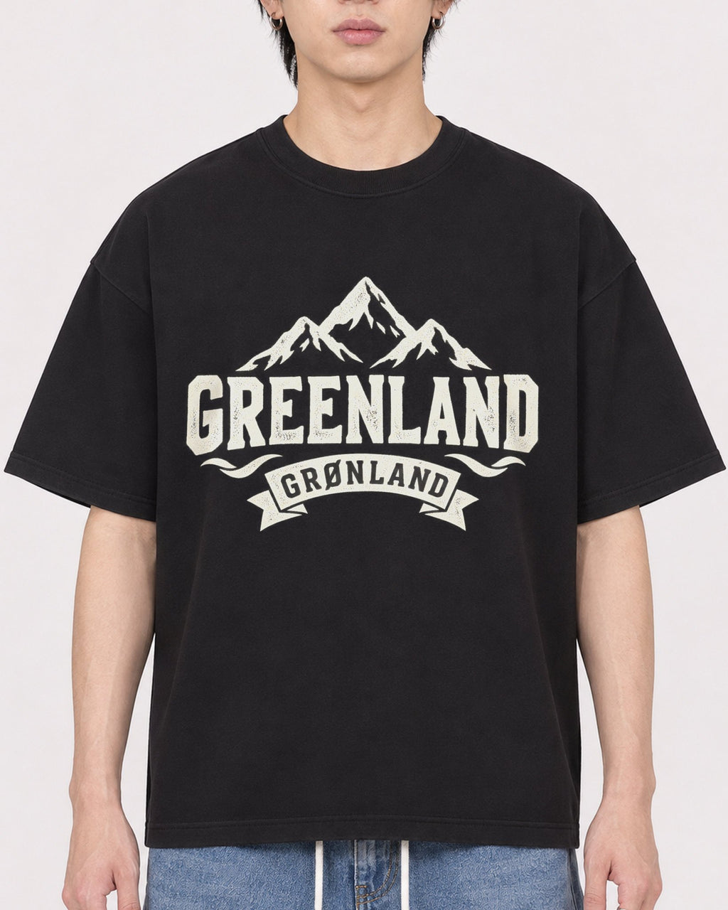 Mockup Boxy Heavyweight Tee Black male close-up 11