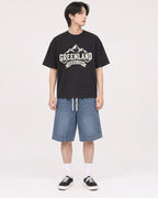 Mockup Boxy Heavyweight Tee Black male full-body 11