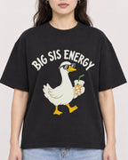 Mockup Boxy Heavyweight Tee Black female close-up 03