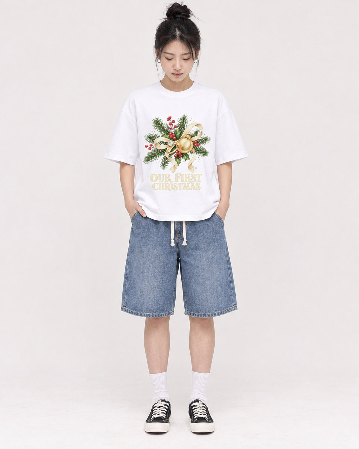 Mockup Boxy Heavyweight Tee White female full-body 41