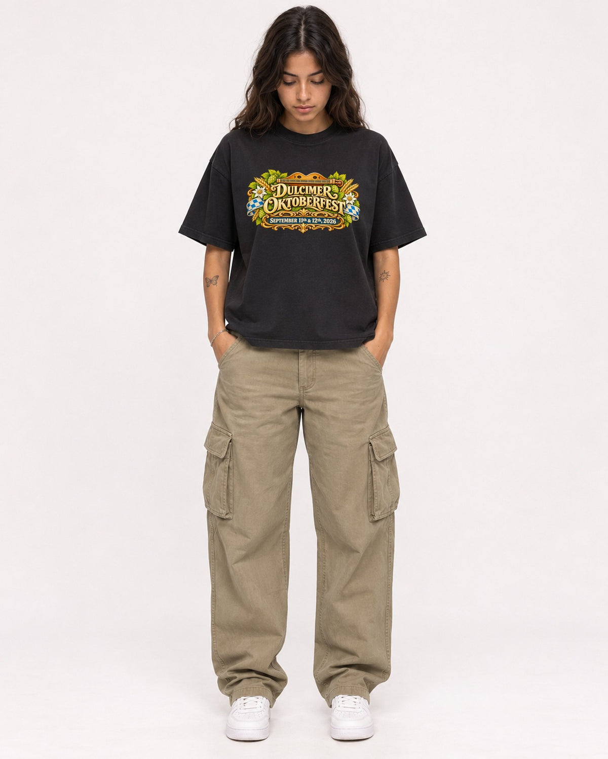 Mockup Boxy Heavyweight Tee Black female full-body 06