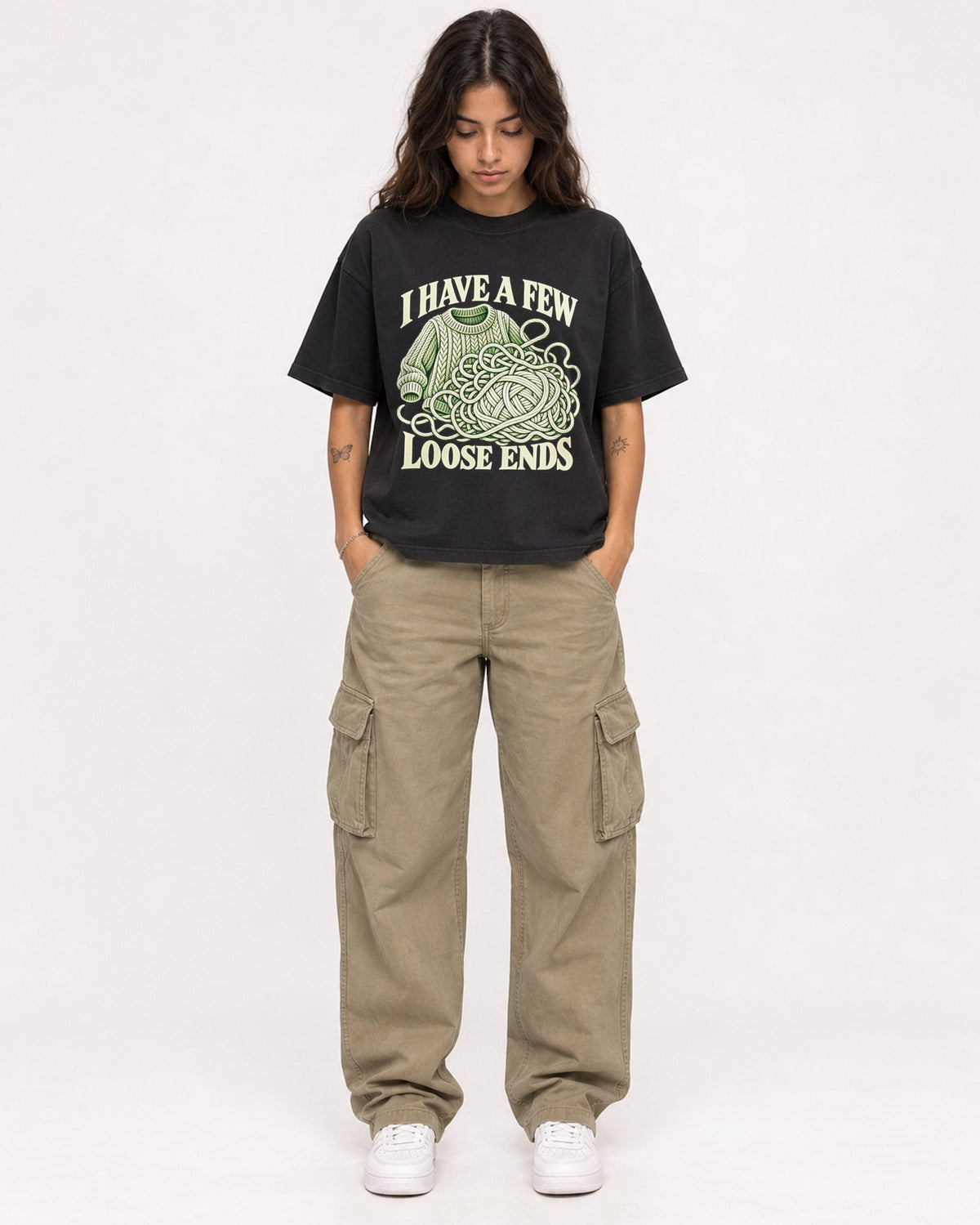Mockup Boxy Heavyweight Tee Black female full-body 06