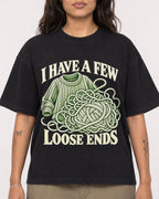 Mockup Boxy Heavyweight Tee Black female close-up 06
