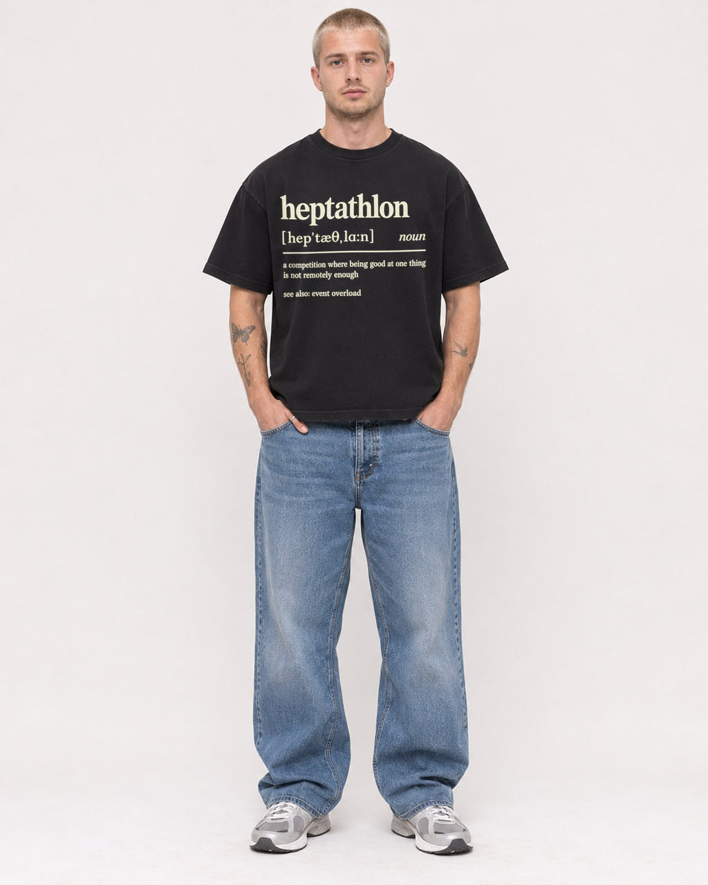 Mockup Boxy Heavyweight Tee Black male full-body 18
