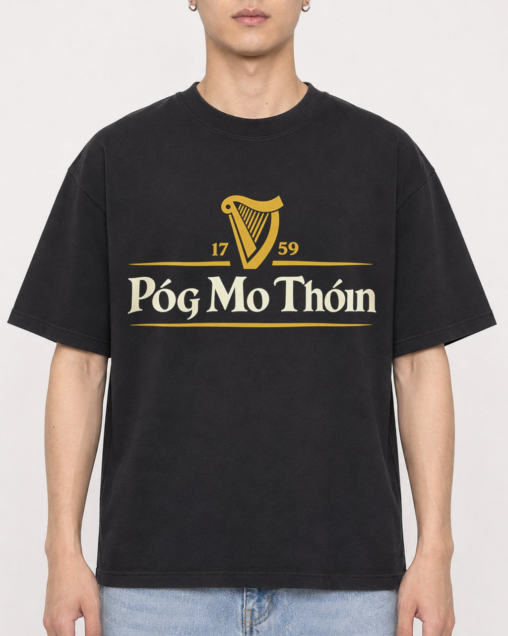 Mockup Boxy Heavyweight Tee Black male close-up 21