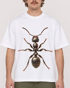 Mockup Boxy Heavyweight Tee White male close-up 09