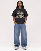 Mockup Boxy Heavyweight Tee Black female full-body 04