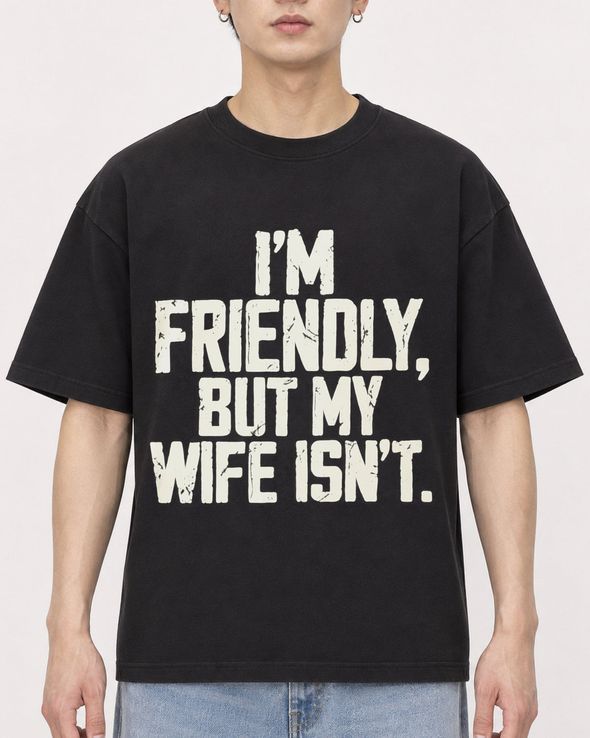 Mockup Boxy Heavyweight Tee Black male close-up 01