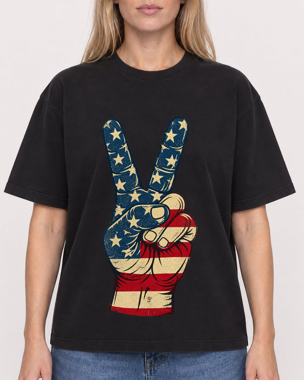 Mockup Boxy Heavyweight Tee Black female close-up 08