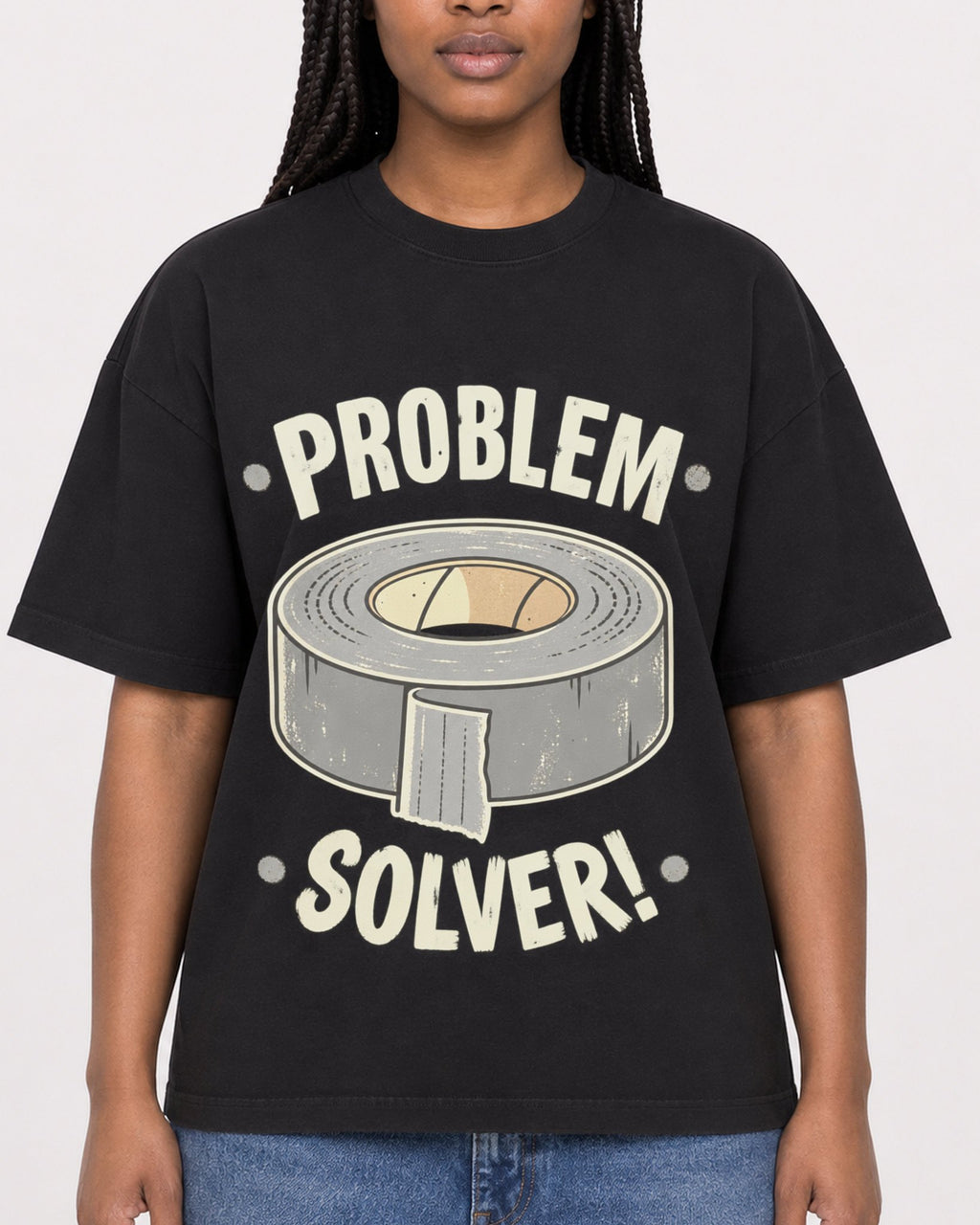 Mockup Boxy Heavyweight Tee Black female close-up 04
