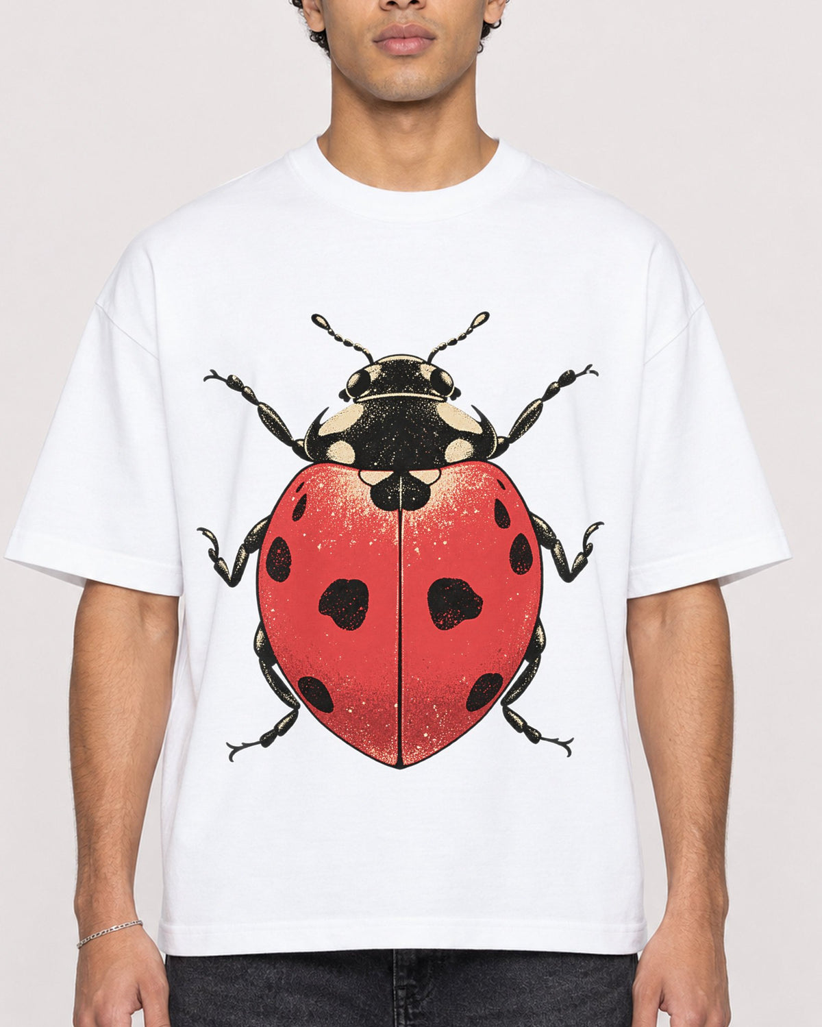 Mockup Boxy Heavyweight Tee White male close-up 10