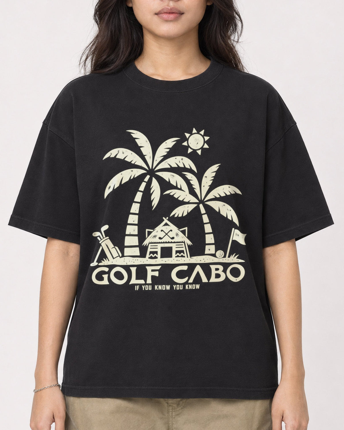 Mockup Boxy Heavyweight Tee Black female close-up 02