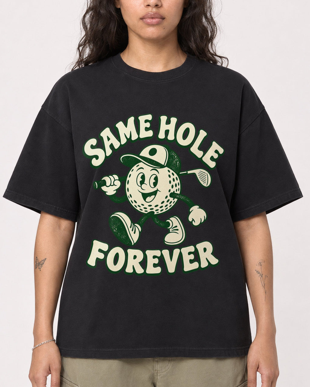 Mockup Boxy Heavyweight Tee Black female close-up 30