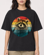 Mockup Boxy Heavyweight Tee Black female close-up 02