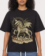 Mockup Boxy Heavyweight Tee Black female close-up 05
