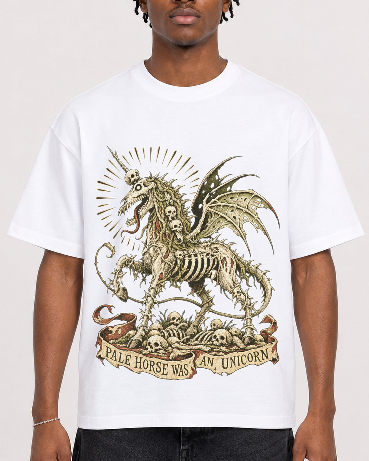 Mockup Boxy Heavyweight Tee White male close-up 05