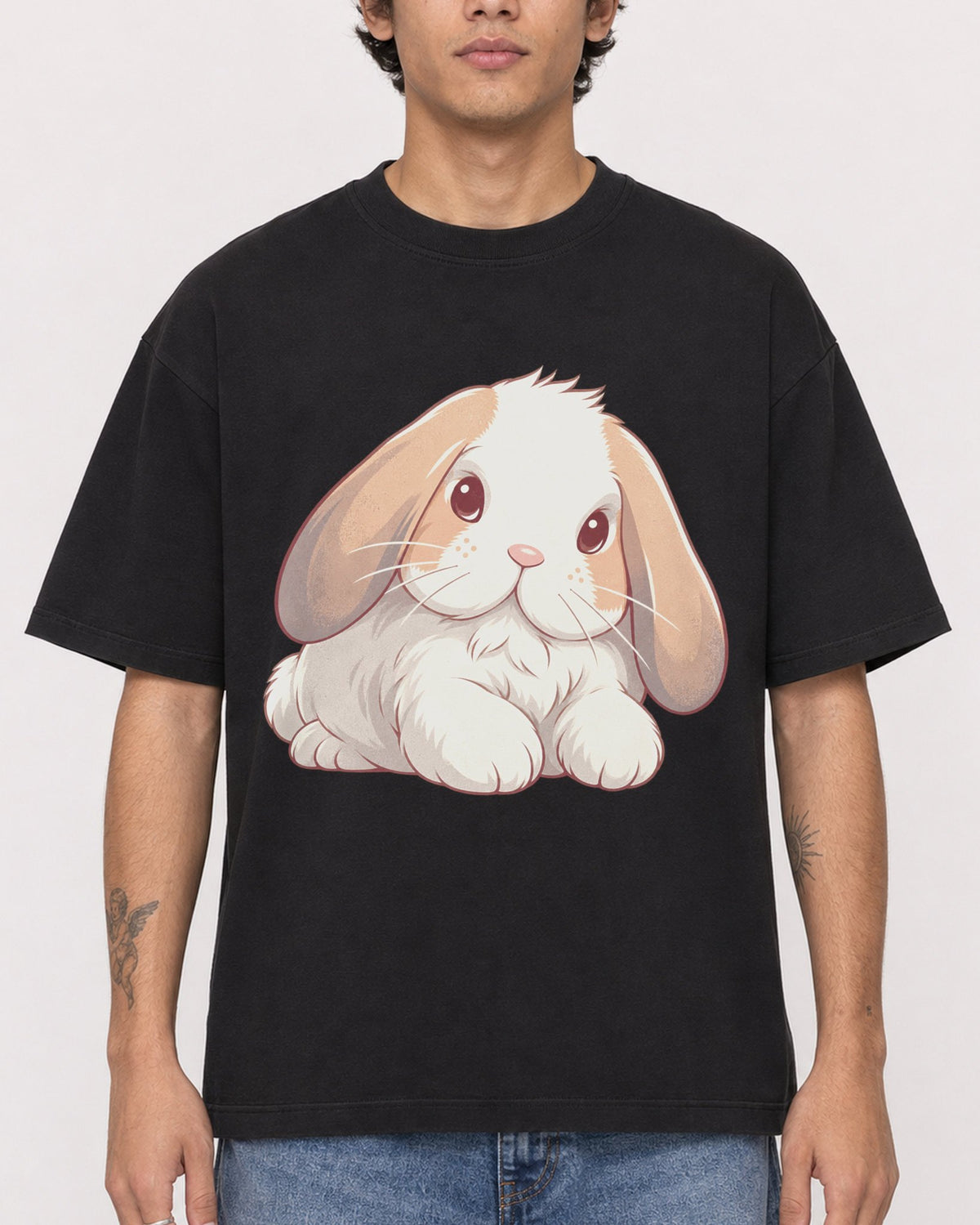 Mockup Boxy Heavyweight Tee Black male close-up 06