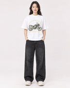 Mockup Boxy Heavyweight Tee White female full-body 03