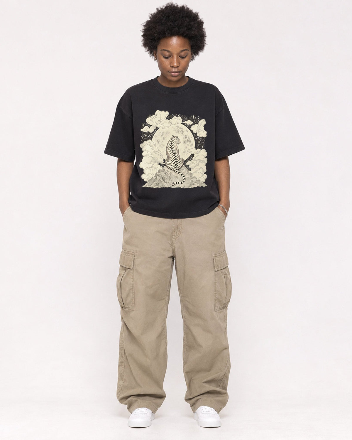 Mockup Boxy Heavyweight Tee Black female full-body 14