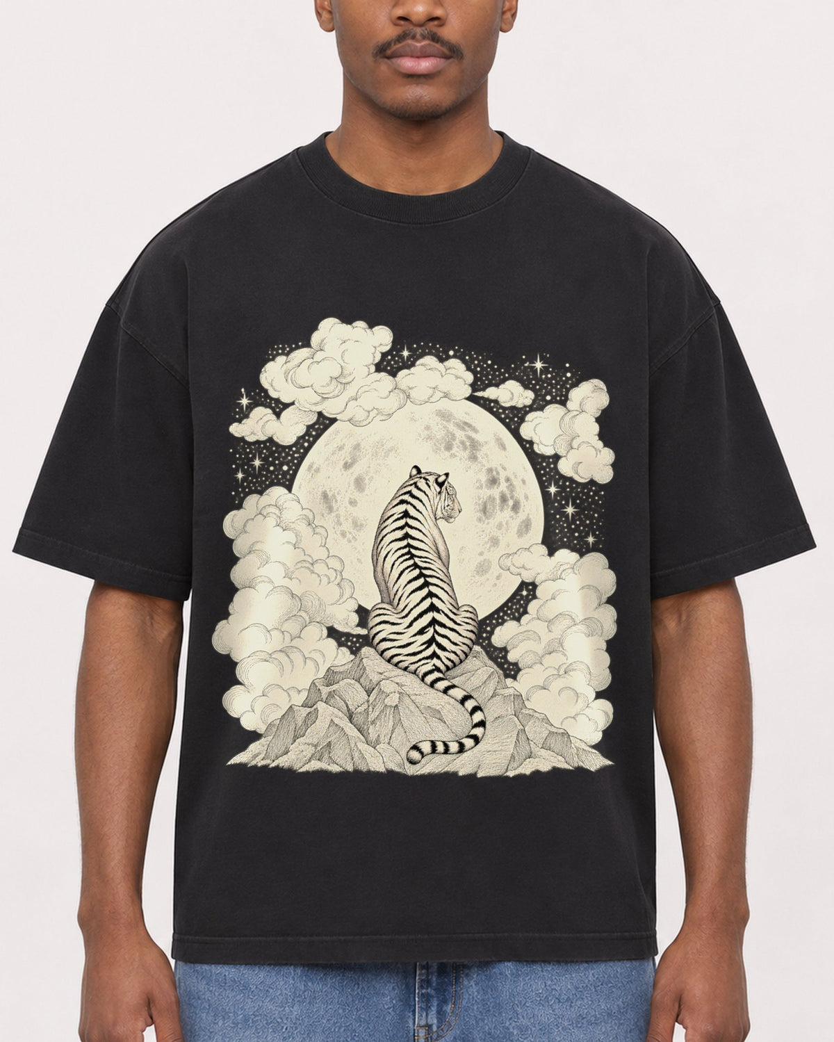 Mockup Boxy Heavyweight Tee Black male close-up 14
