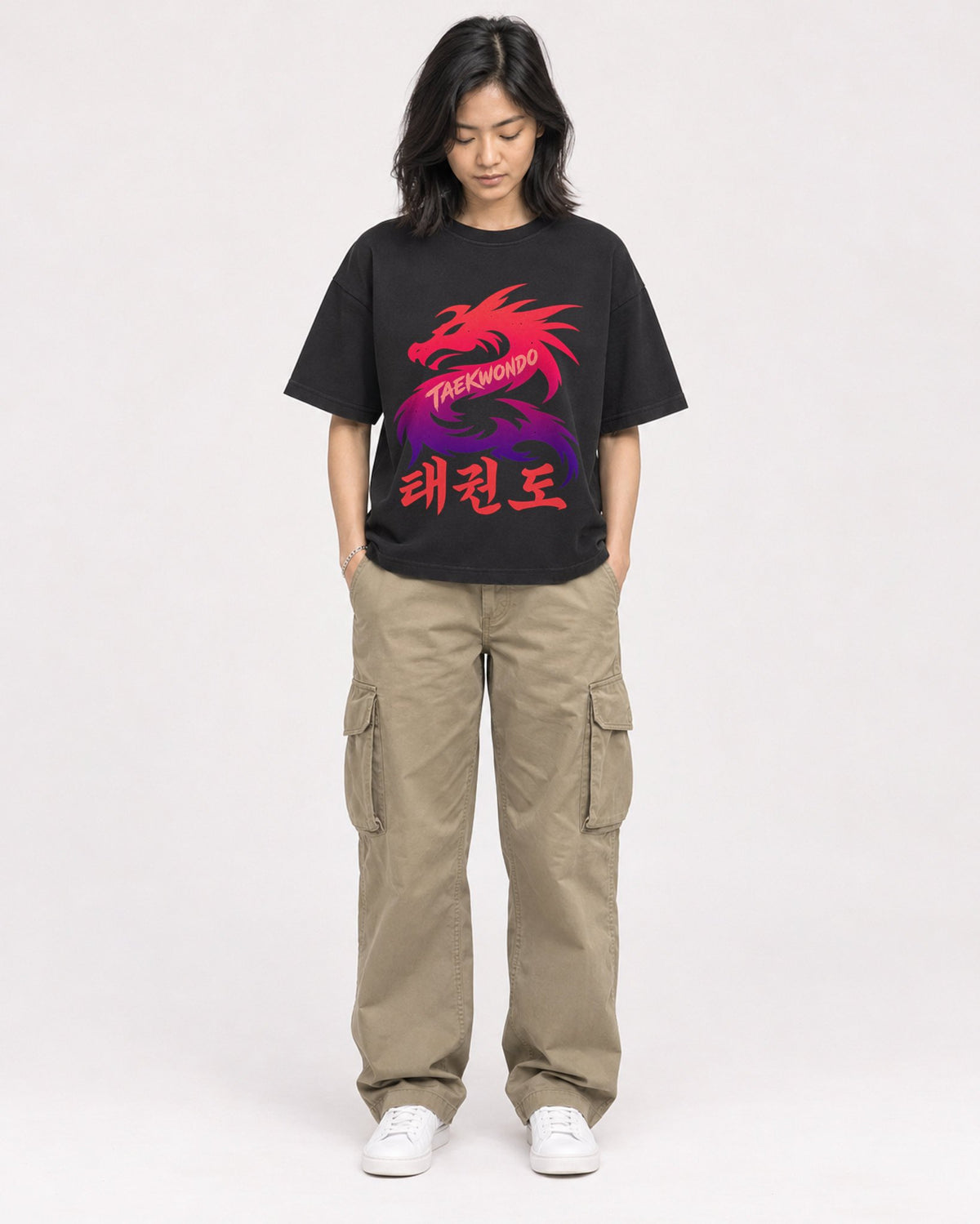 Mockup Boxy Heavyweight Tee Black female full-body 22