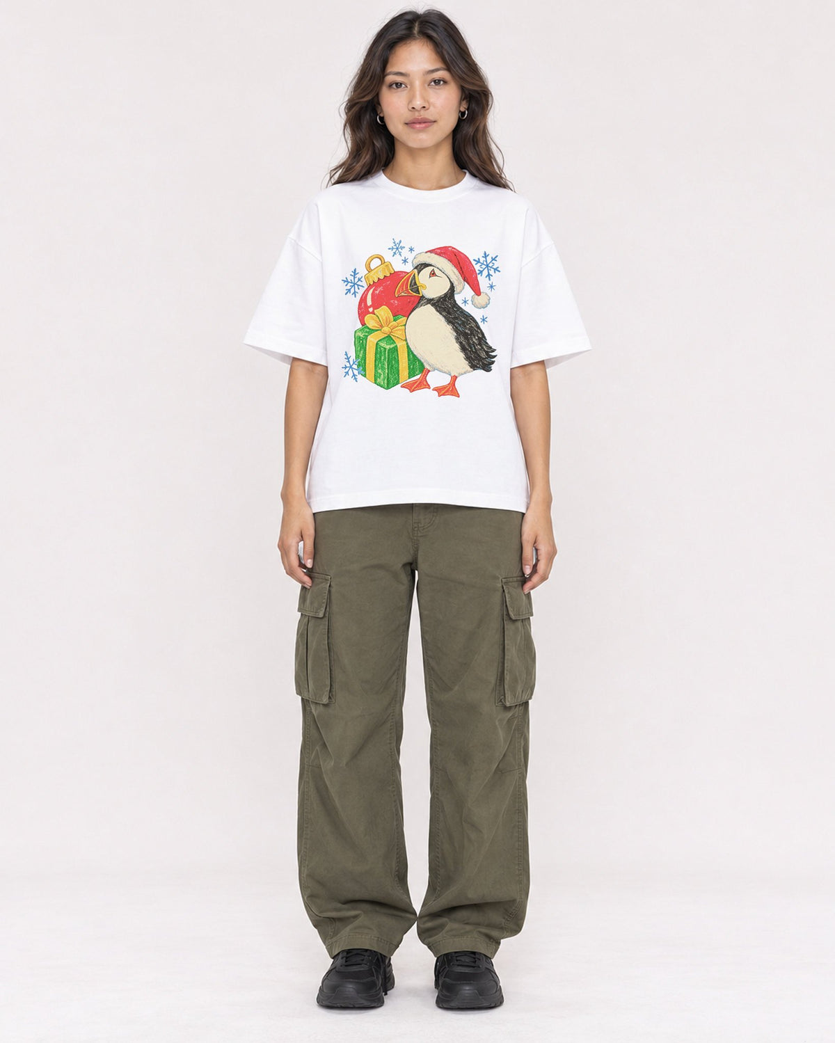 Mockup Boxy Heavyweight Tee White female full-body 02