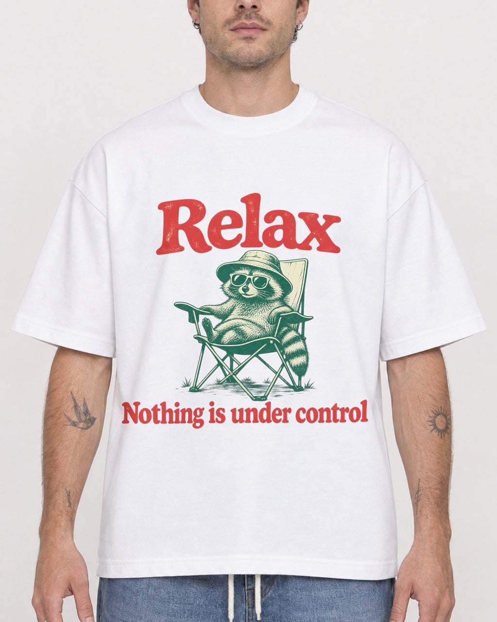 Mockup Boxy Heavyweight Tee White male close-up 48