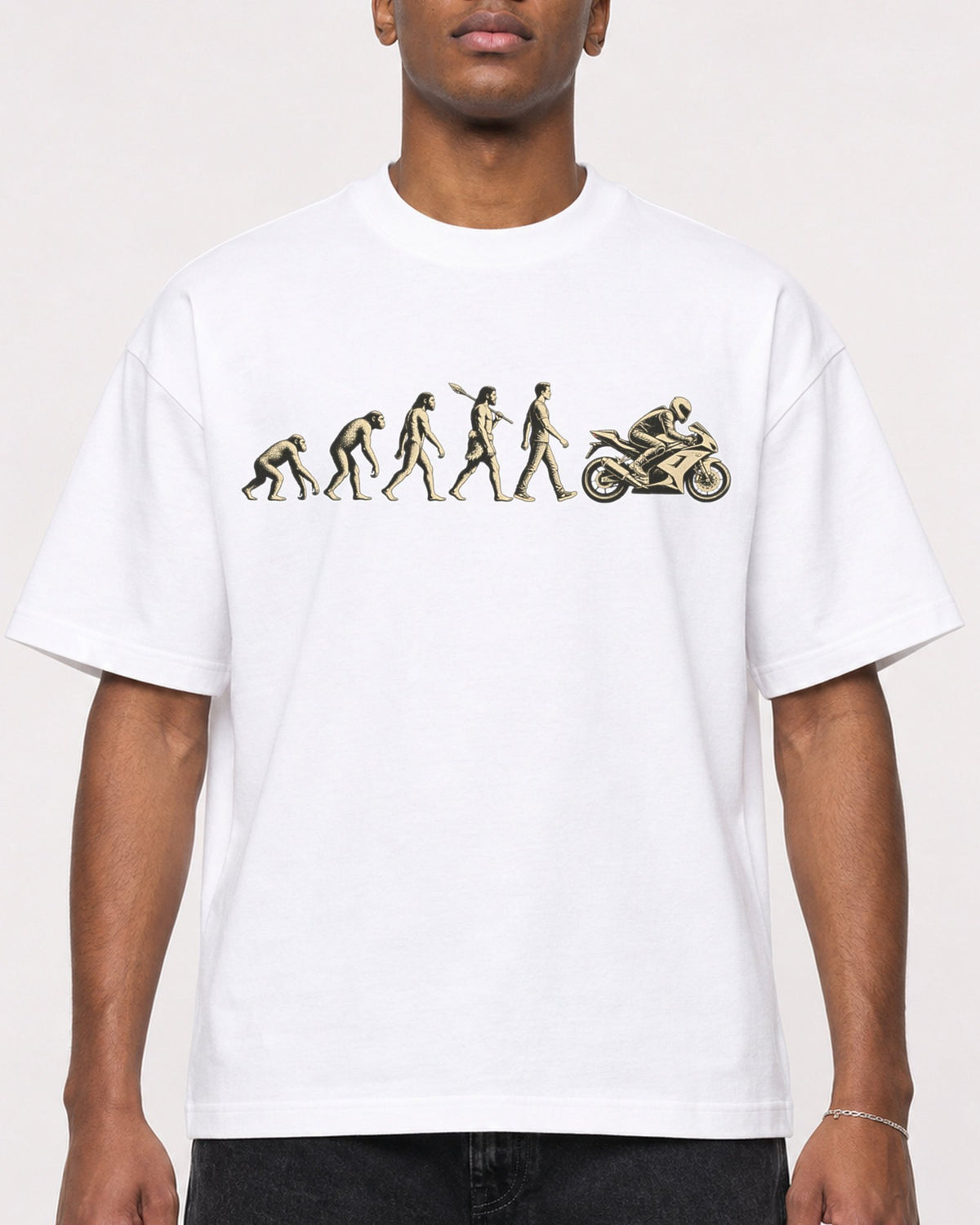 Mockup Boxy Heavyweight Tee White male close-up 15